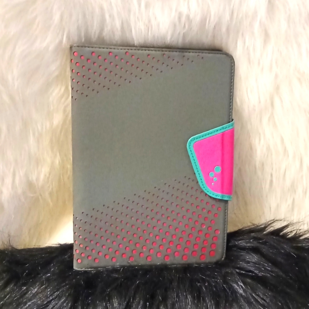 M-Edge Universal Folio Case